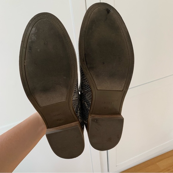 Toms Snake Print Shaye Ankle Booties - Picture 3 of 8